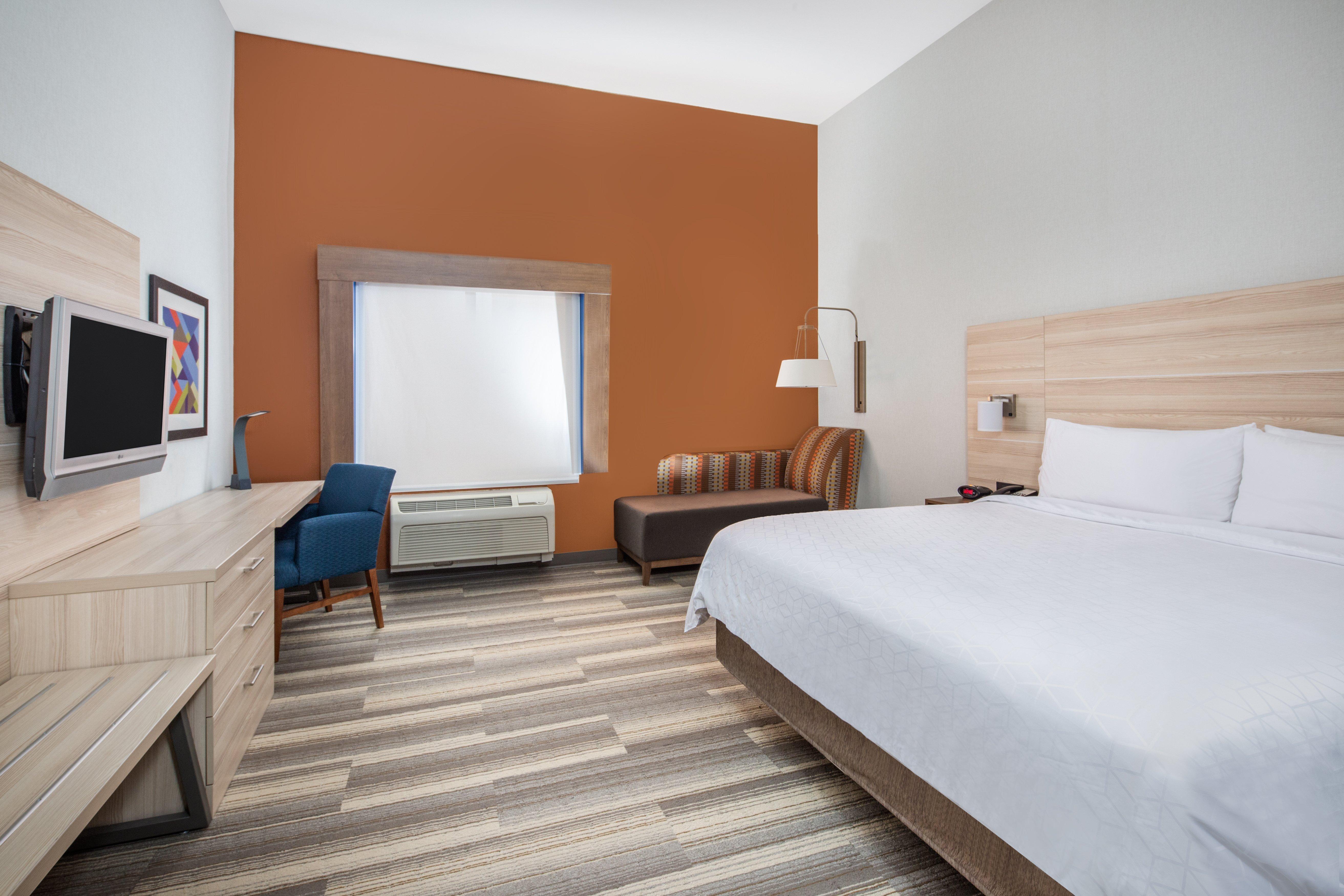 Holiday Inn Express Ontario By Ihg Creekside Экстерьер фото