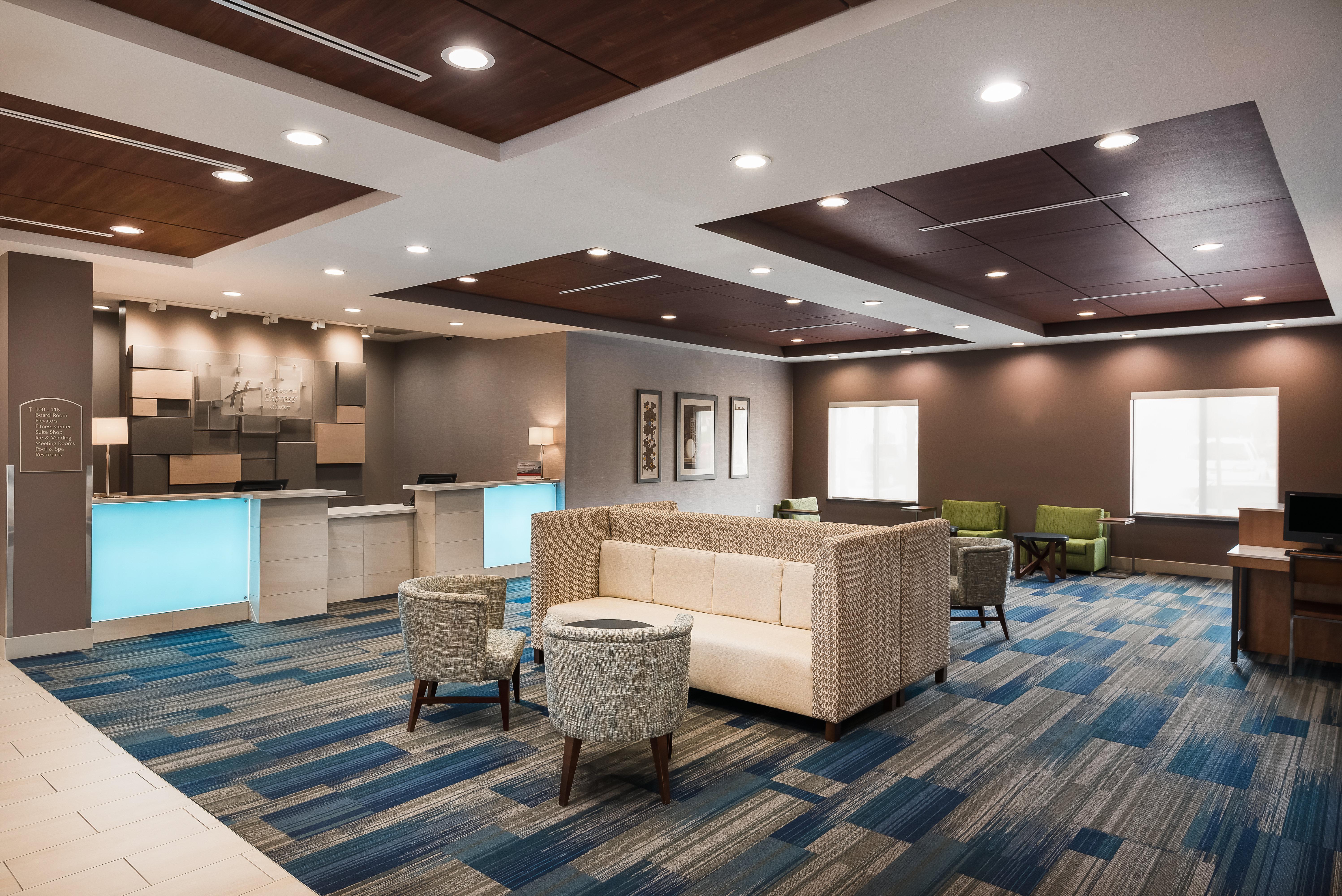 Holiday Inn Express Ontario By Ihg Creekside Экстерьер фото