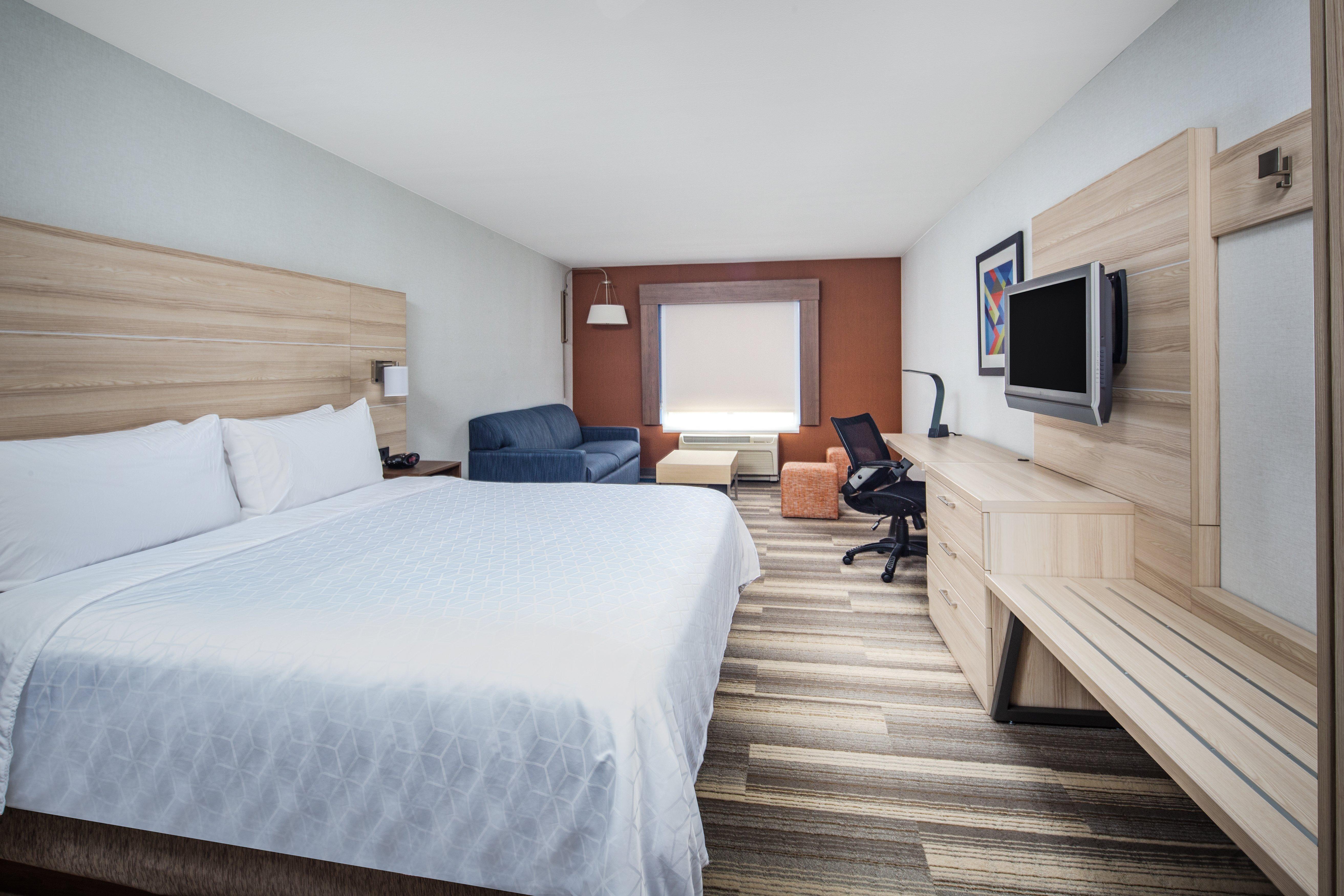 Holiday Inn Express Ontario By Ihg Creekside Экстерьер фото
